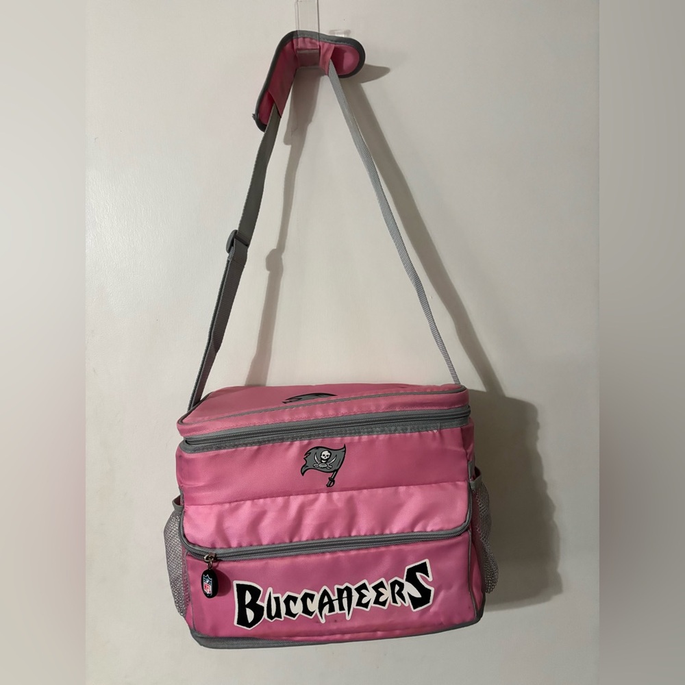 Unique Tampa Bay Buccaneers/NFL Cooler/Lunch Bag by Northpole/ Ladies/Football